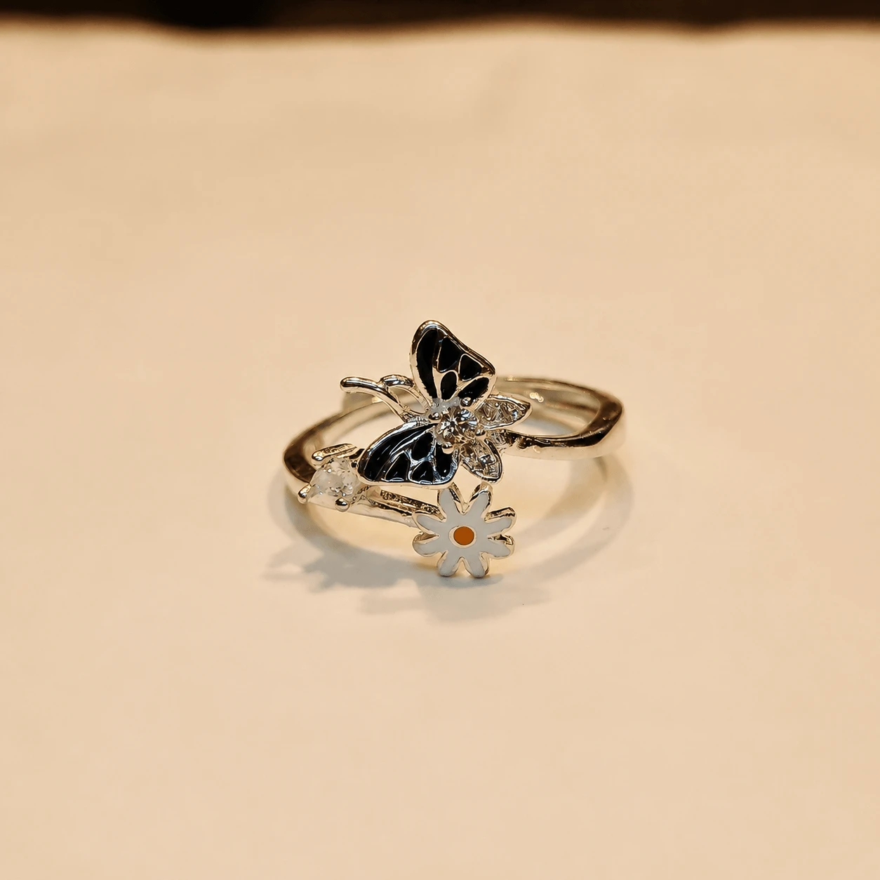 Silver Adjustable Ring CODE 102